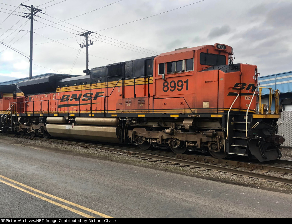 BNSF 8991